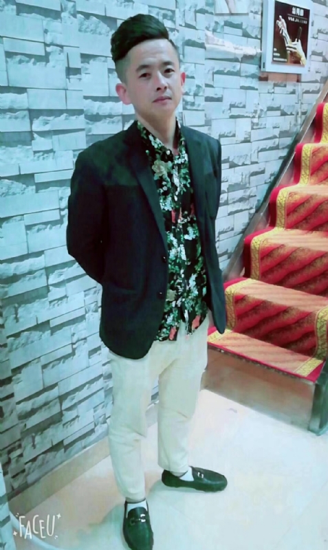 男人三十而立的第一张照片--哈尔滨相亲服务中心