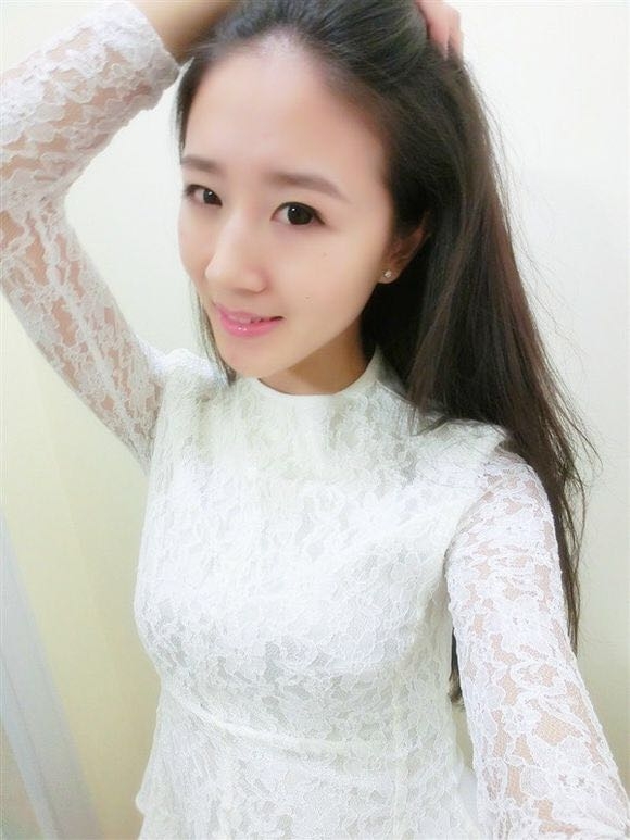 初久与歌的第一张照片--哈尔滨相亲服务中心