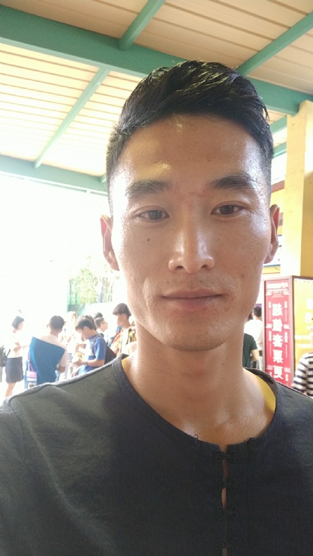 难得糊涂的第一张照片--哈尔滨相亲服务中心