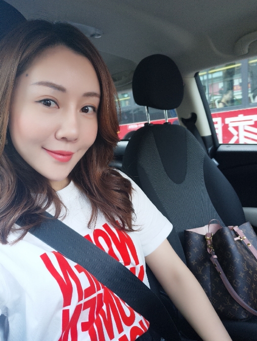 娜娜的第二张照片--哈尔滨相亲服务中心