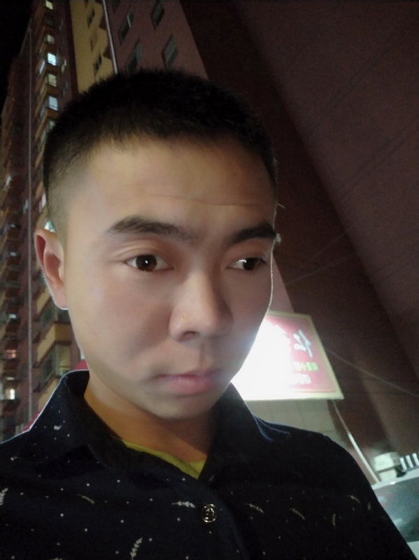 盛夏的果实的第一张照片--哈尔滨相亲服务中心