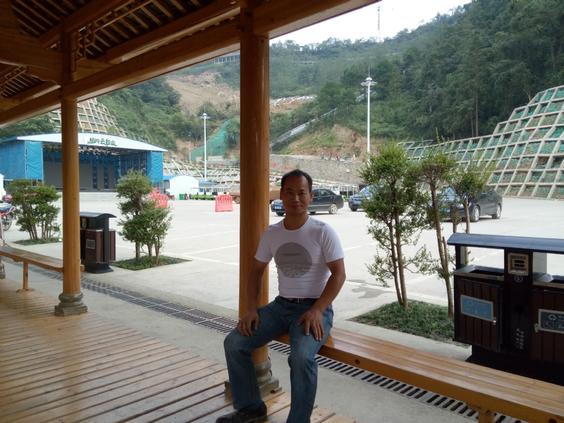 安哥的第一张照片--哈尔滨相亲服务中心