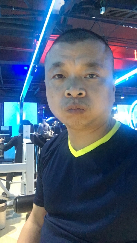 奋斗的第一张照片--哈尔滨相亲服务中心