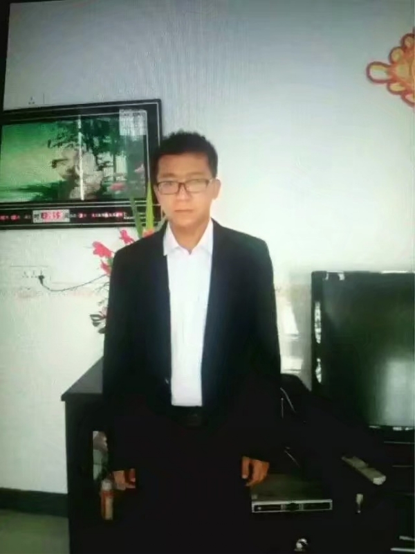 依然疼痛的第一张照片--哈尔滨相亲服务中心