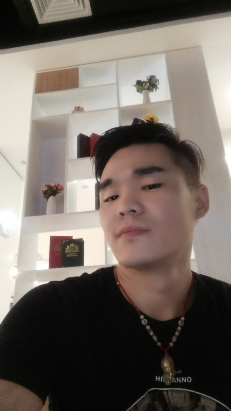 涵博随缘的第一张照片--哈尔滨相亲服务中心