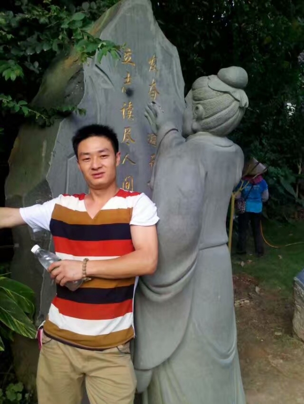 相依相伴的第一张照片--哈尔滨相亲服务中心