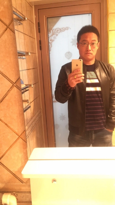 华灯初下的第一张照片--哈尔滨相亲服务中心