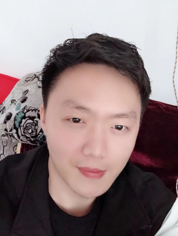 执迷的鲸鱼的第一张照片--哈尔滨相亲服务中心