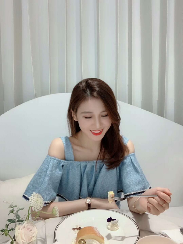 Emily的第三张照片--哈尔滨相亲服务中心