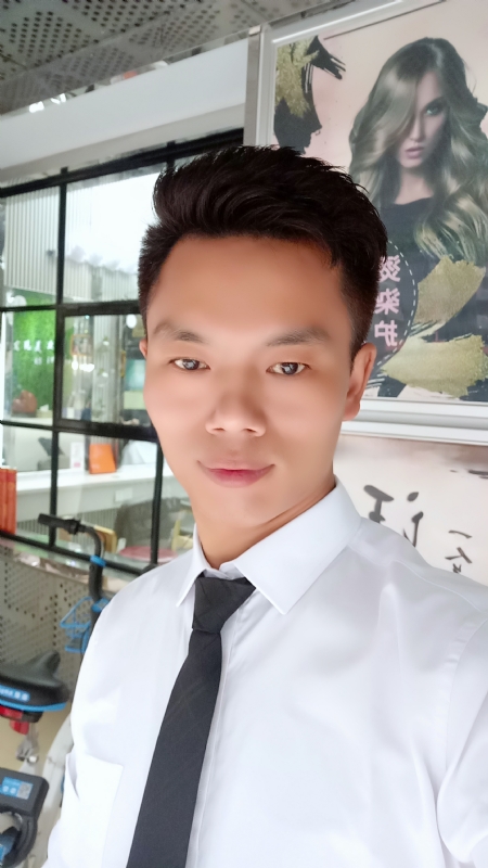 阳光男士的第一张照片--哈尔滨相亲服务中心