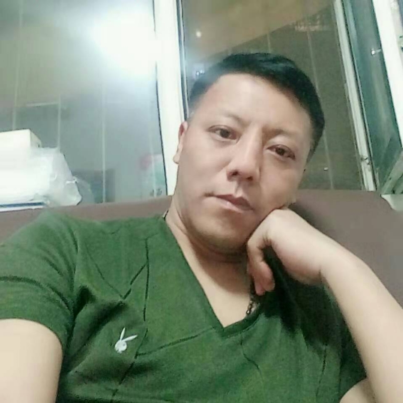 龍行天下的第一张照片--哈尔滨相亲服务中心