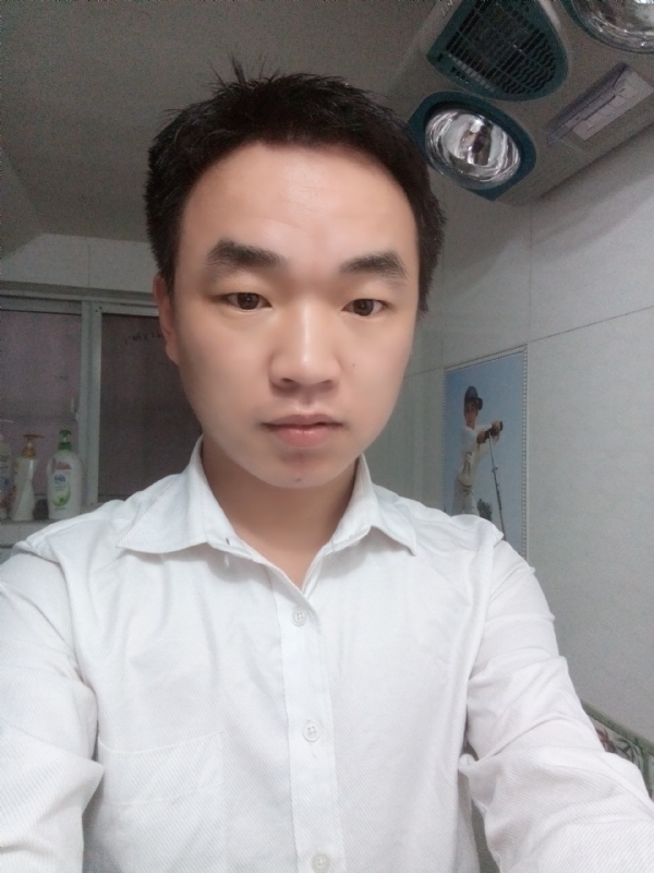 夜凉露沾衣的第二张照片--哈尔滨相亲服务中心