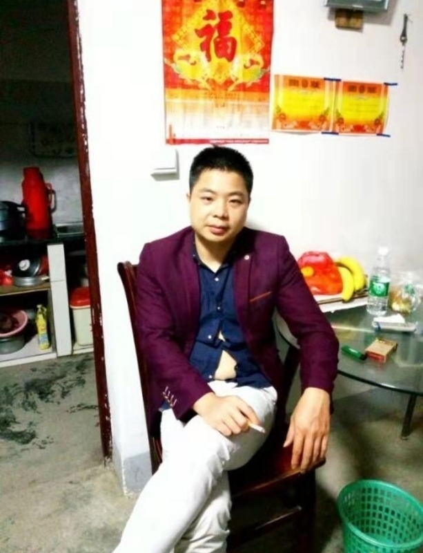 蓝色的微笑的第一张照片--哈尔滨相亲服务中心