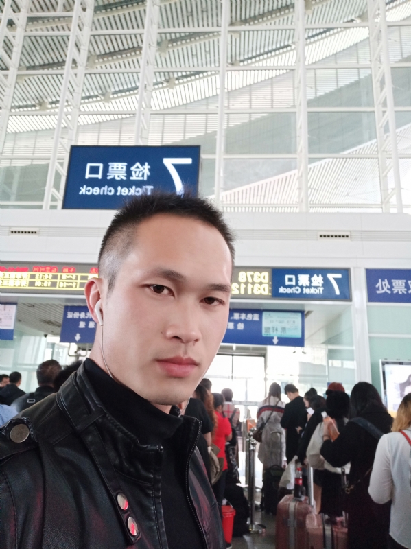 一叶知秋的第一张照片--哈尔滨相亲服务中心