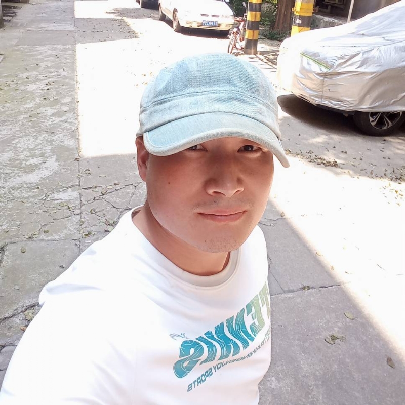 辉光的第一张照片--哈尔滨相亲服务中心