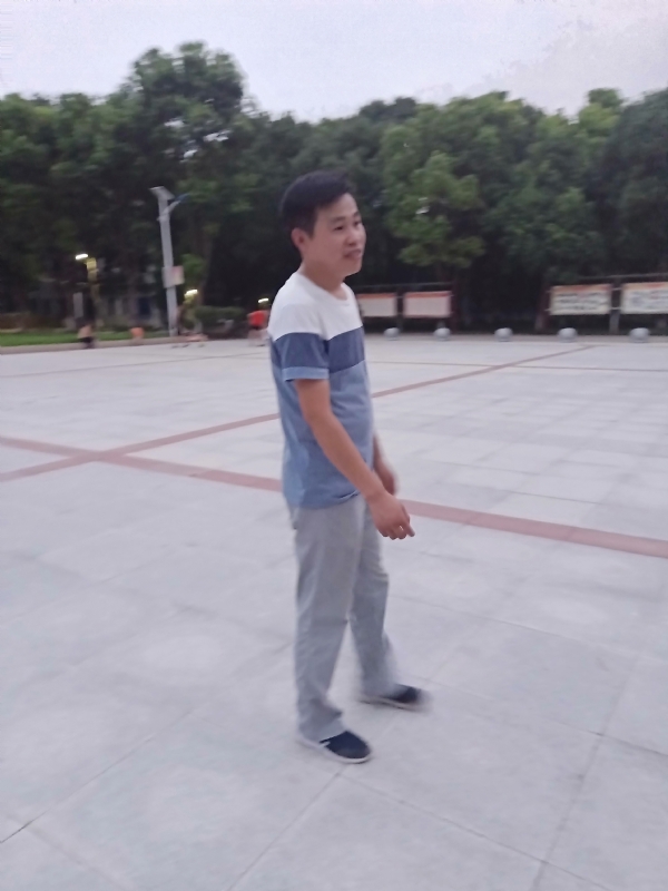 一笑的第一张照片--哈尔滨相亲服务中心