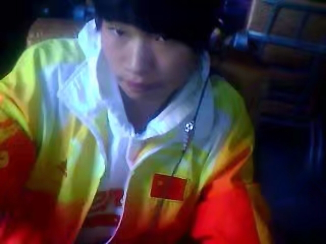 路边的野草的第一张照片--哈尔滨相亲服务中心