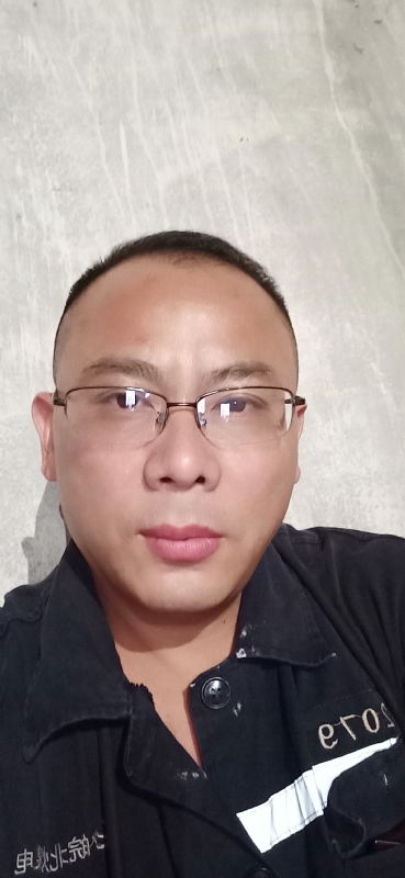 知足常乐的第一张照片--哈尔滨相亲服务中心