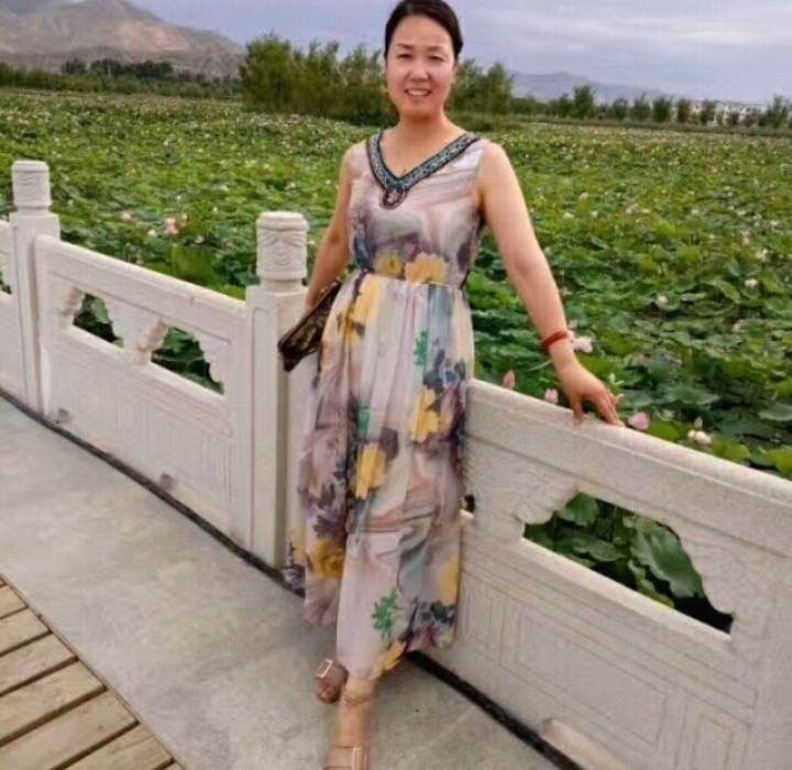 红叶的第一张照片--哈尔滨相亲服务中心