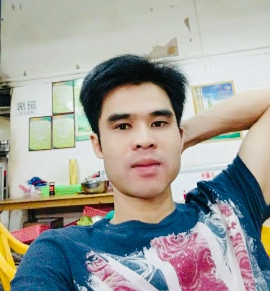 Huang的第一张照片--哈尔滨相亲服务中心