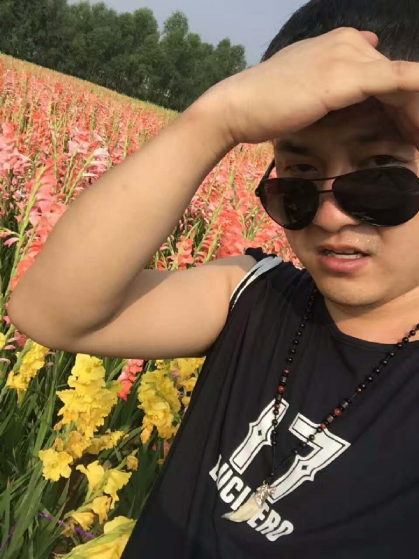 QH-蓝细胞的第一张照片--哈尔滨相亲服务中心