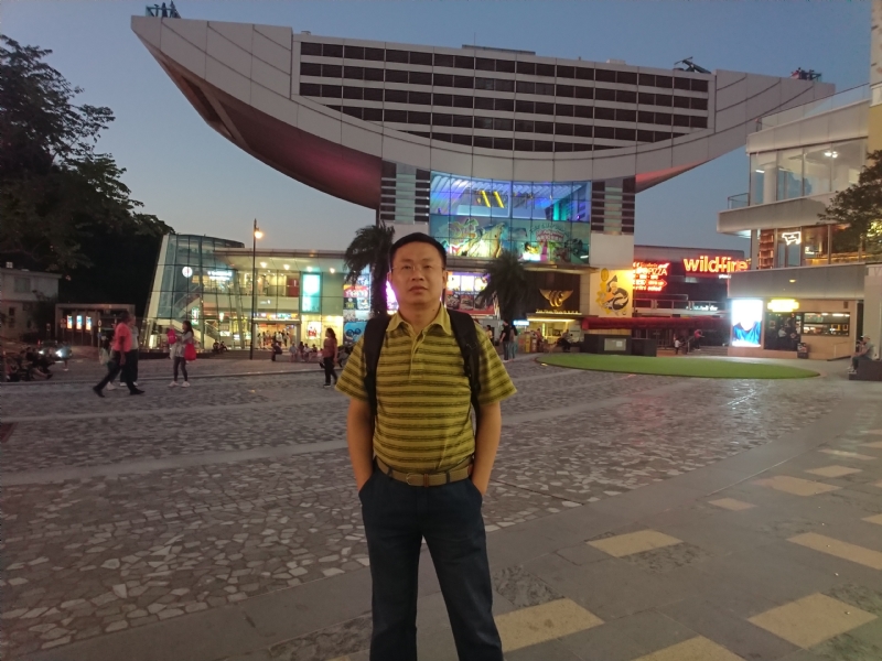 人间四月天的第一张照片--哈尔滨相亲服务中心