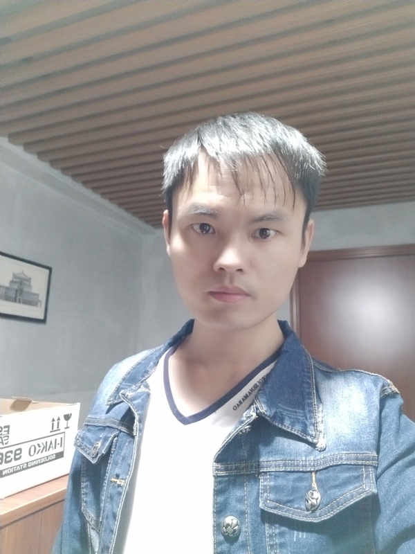 阿信的第一张照片--哈尔滨相亲服务中心