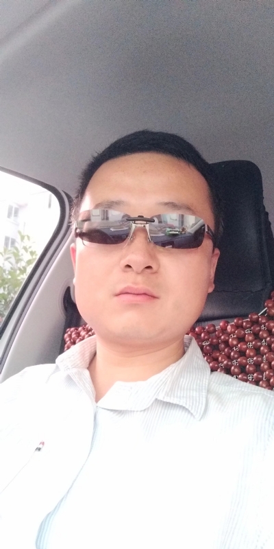 痛苦的单身狗的第一张照片--哈尔滨相亲服务中心