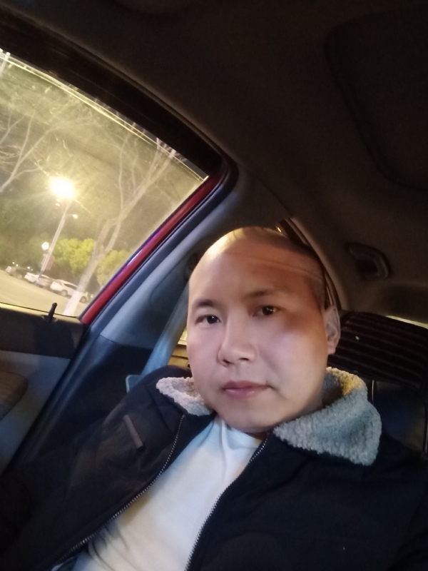 平平淡淡的第二张照片--哈尔滨相亲服务中心