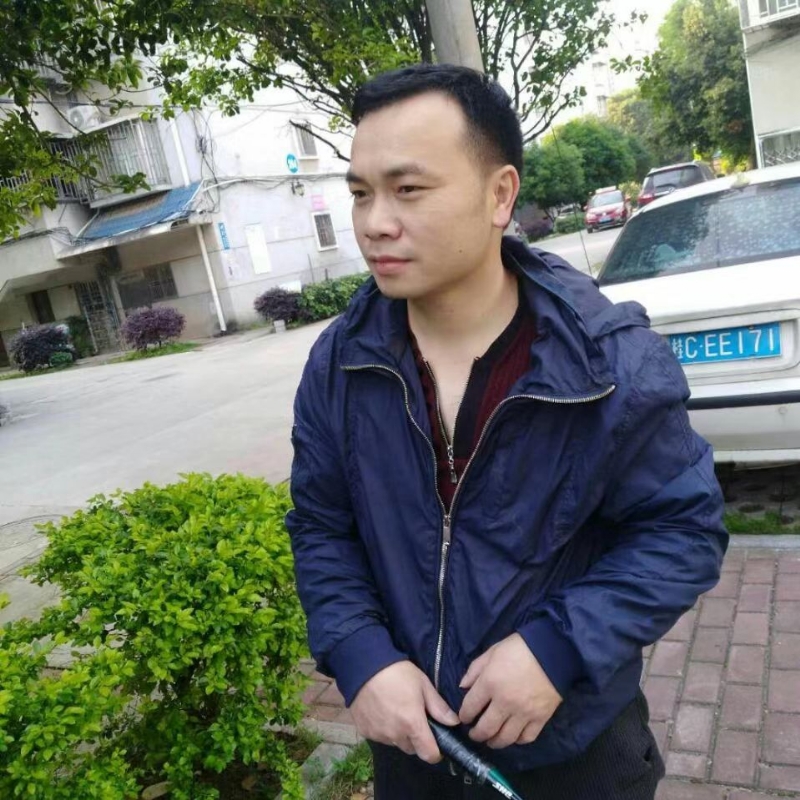 灰色足迹的第一张照片--哈尔滨相亲服务中心