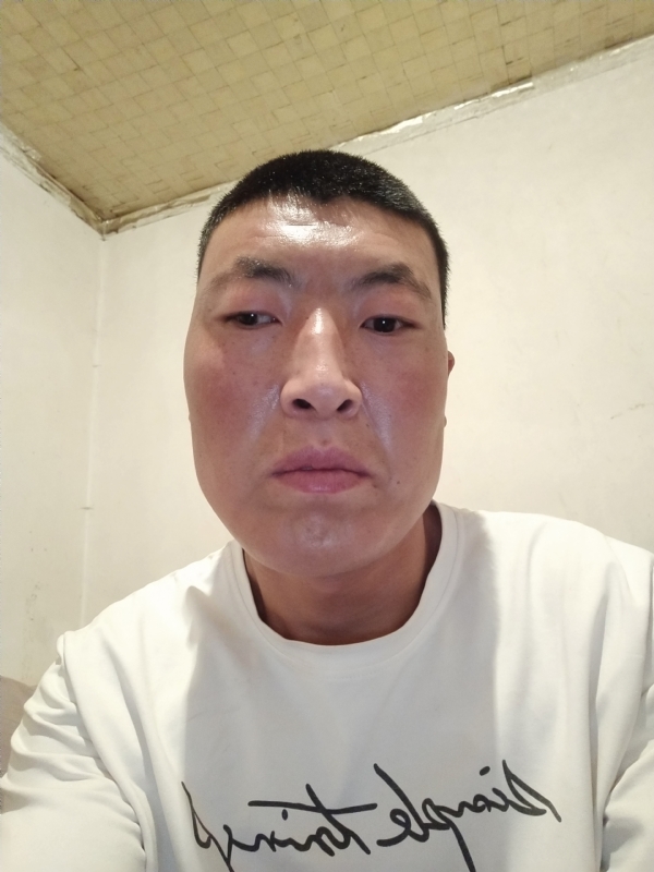 只为遇见你的第一张照片--哈尔滨相亲服务中心