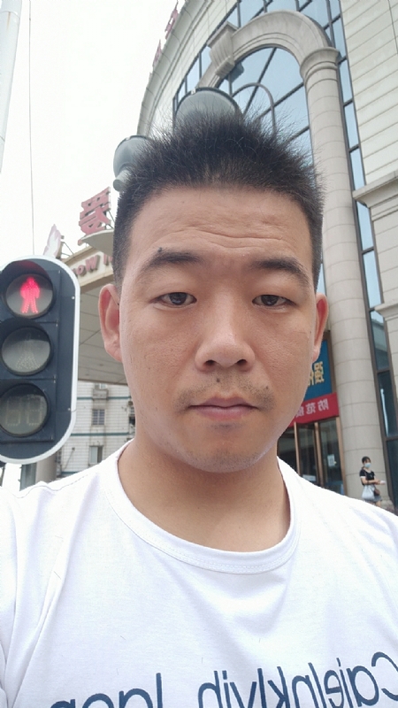 夜空的第一张照片--哈尔滨相亲服务中心