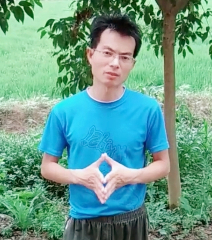 吴先生的第二张照片--哈尔滨相亲服务中心