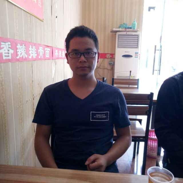 会哭的星星的第一张照片--哈尔滨相亲服务中心