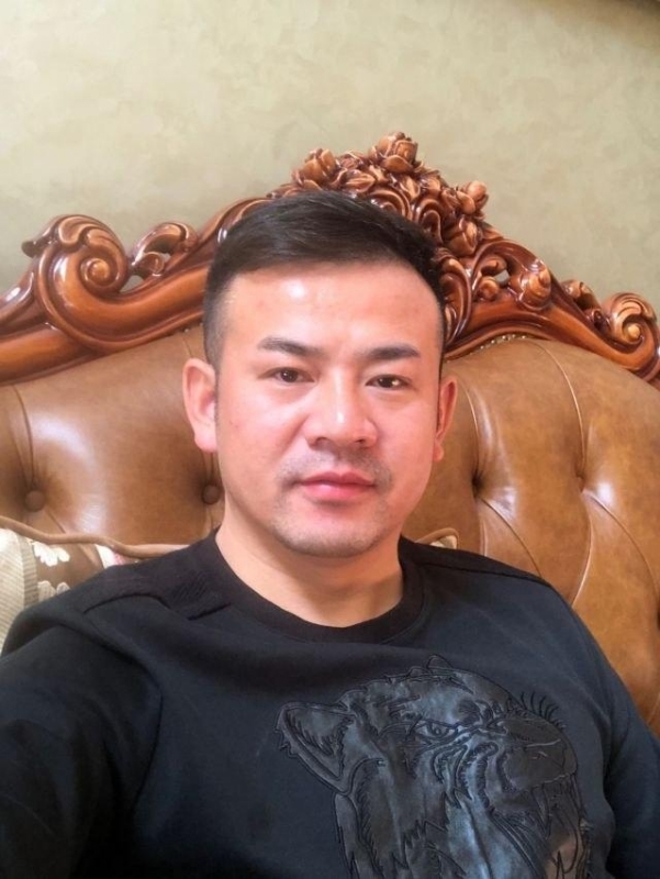 治国的第一张照片--哈尔滨相亲服务中心