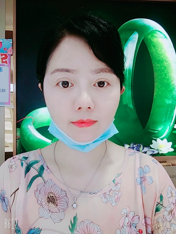 舞月飘雪的第二张照片--哈尔滨相亲服务中心