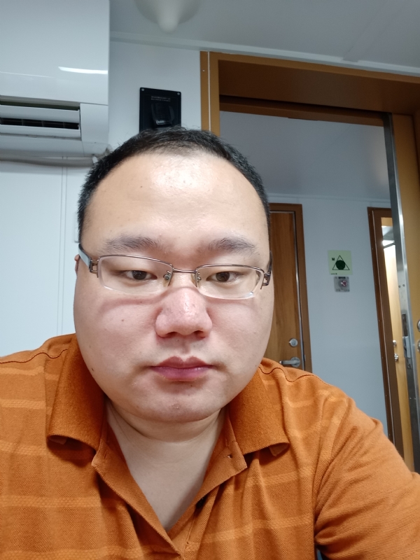 努力爱一次的第一张照片--哈尔滨相亲服务中心