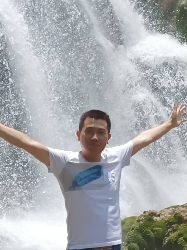 挪威森林的第一张照片--哈尔滨相亲服务中心