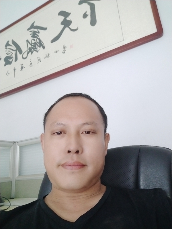 山丘的第三张照片--哈尔滨相亲服务中心