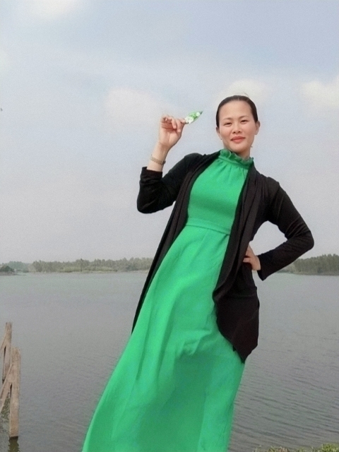 李梅的第二张照片--哈尔滨相亲服务中心