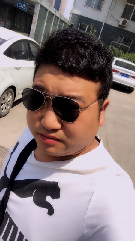 杨志强的第一张照片--哈尔滨相亲服务中心