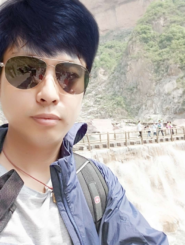 雅俗共赏的第一张照片--哈尔滨相亲服务中心