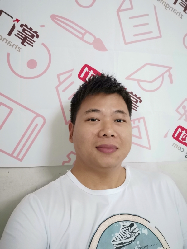 轻静地行走着的第一张照片--哈尔滨相亲服务中心