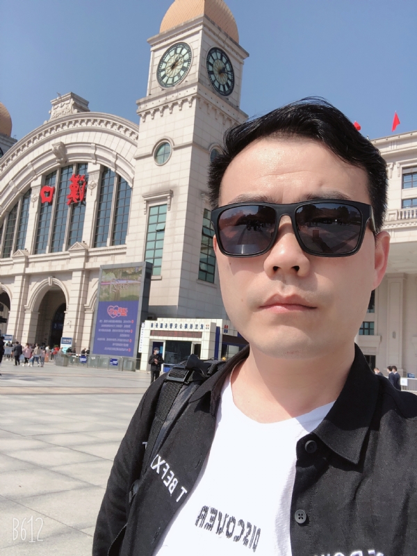 楚河畔的第一张照片--哈尔滨相亲服务中心