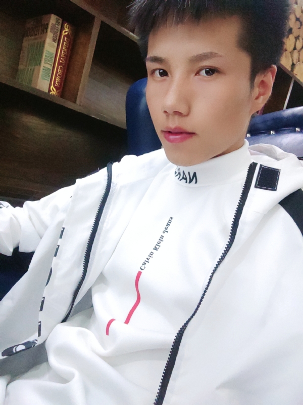 梁辞的第二张照片--哈尔滨相亲服务中心