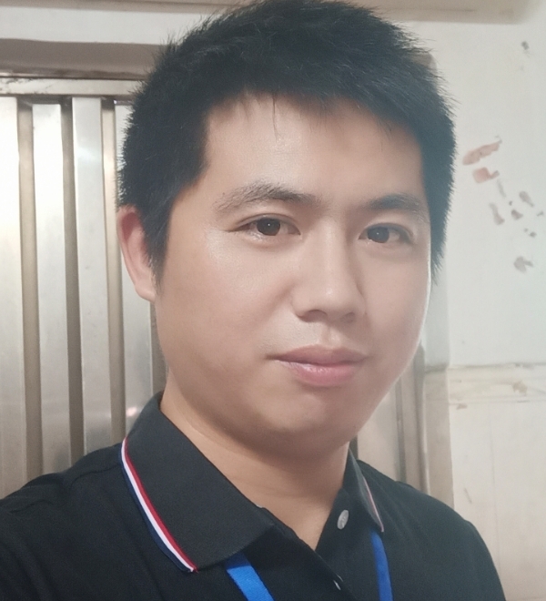 单身奶爸的第一张照片--哈尔滨相亲服务中心