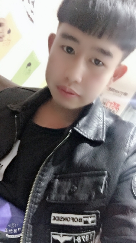 军绿色的第一张照片--哈尔滨相亲服务中心