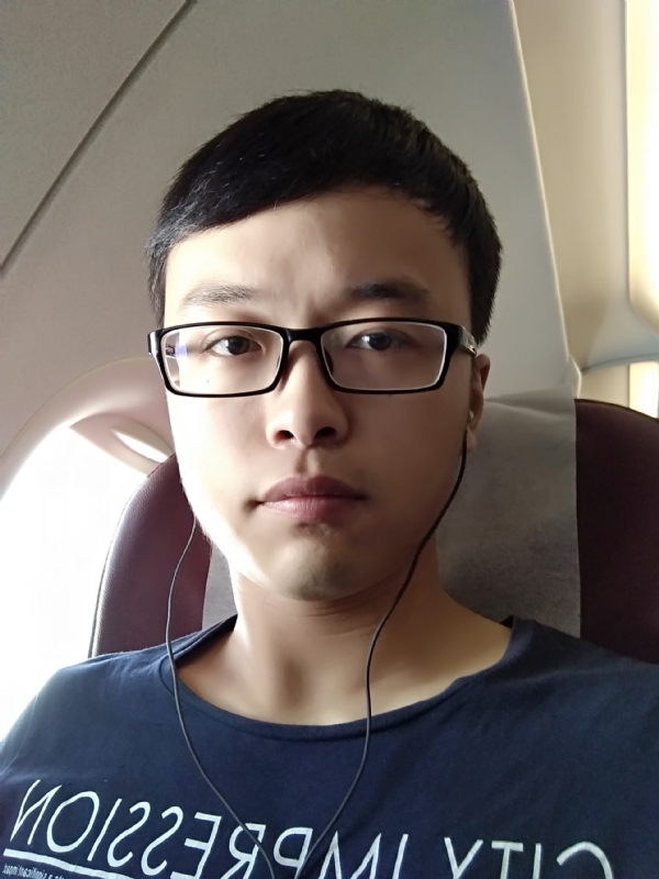 在水一方的第一张照片--哈尔滨相亲服务中心