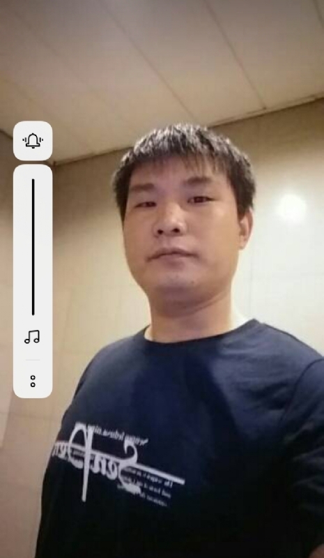 等着幸福来敲门的第一张照片--哈尔滨相亲服务中心