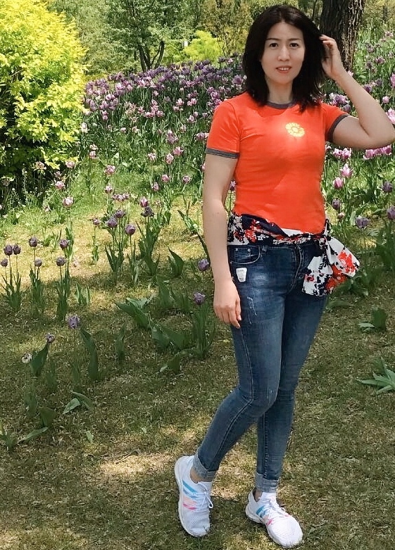 华的第一张照片--哈尔滨相亲服务中心